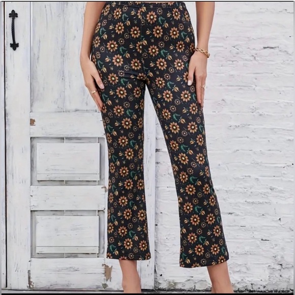 Elastic Waist Wide Leg Pants  (New) & build in bra tank (used one time) set - Picture 6 of 6